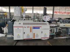 Скорость экструзионного винта 0-89 оборотов в минуту АБА Структурированная линия по производству PE труб с мощностью 120-800 кг/ч